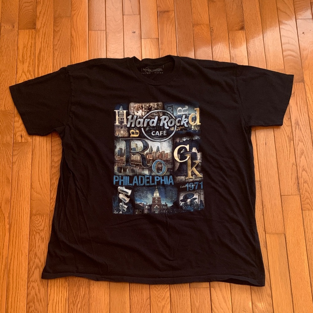 Hard Rock Cafe Philadelphia Graphic Tee (Black & Blue)